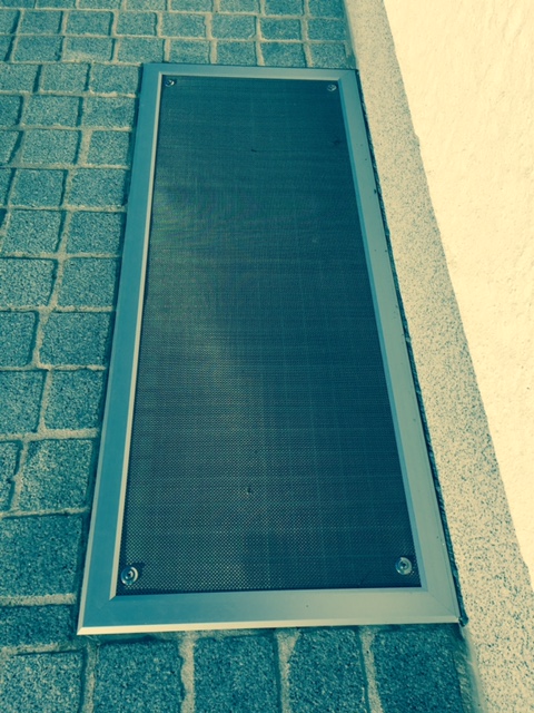 Lichtschachtabdeckung 2.jpg